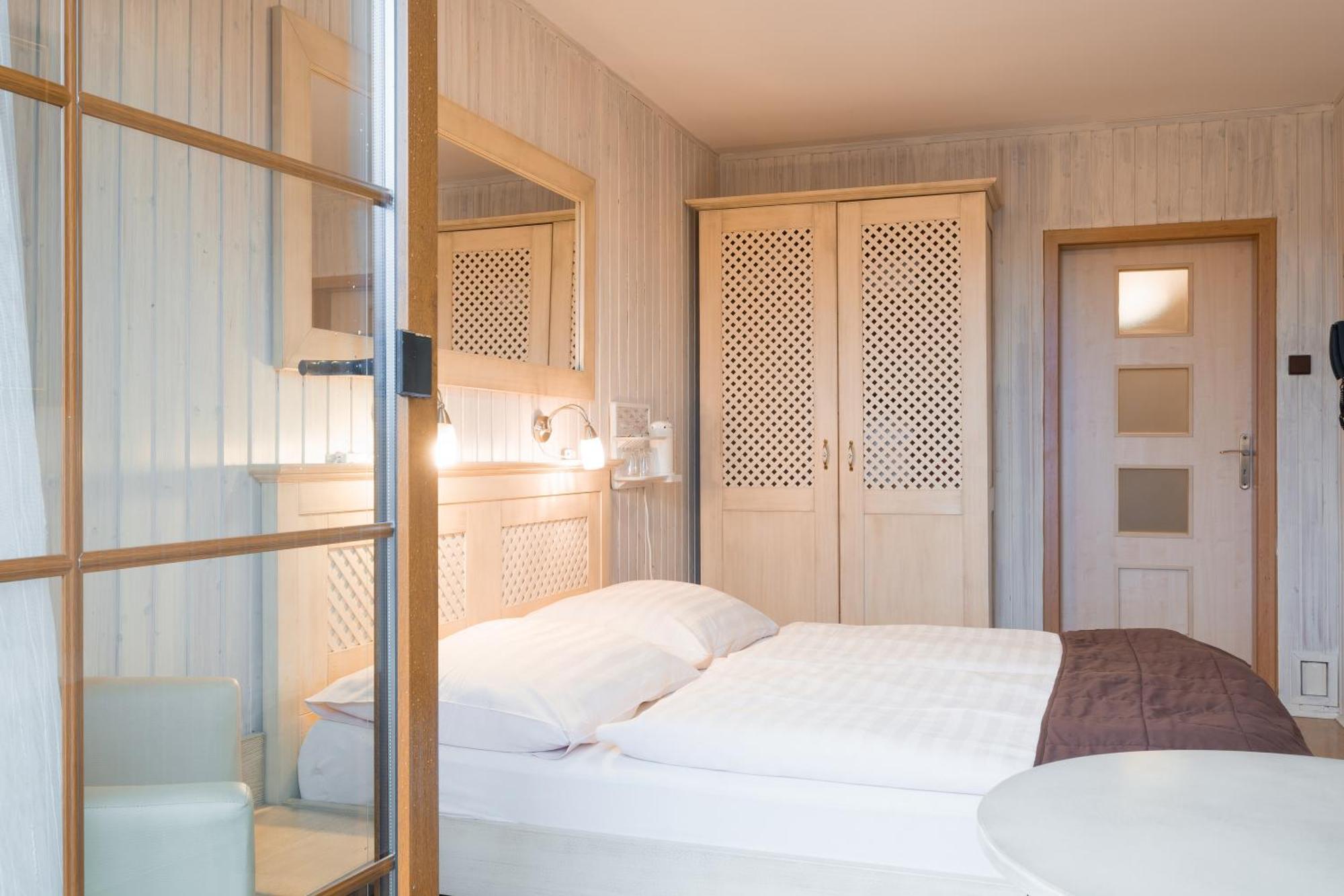 Hotel Maxant Frymburk Esterno foto