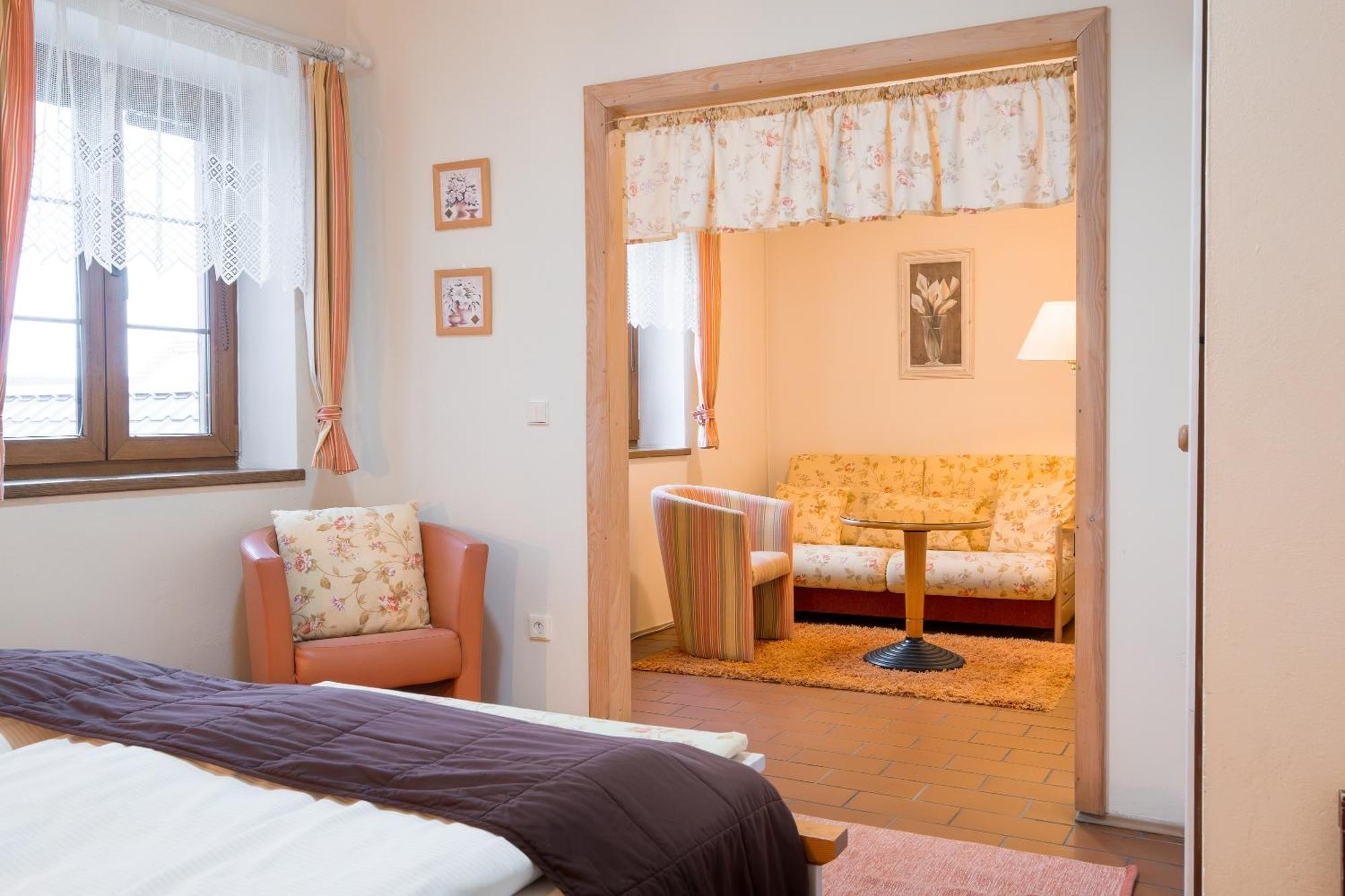 Hotel Maxant Frymburk Esterno foto